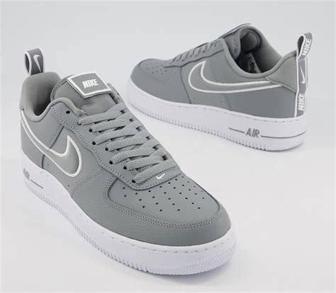 nike air force samt grau braune sohle kickz|Nike AIR FORCE 1 '07 .